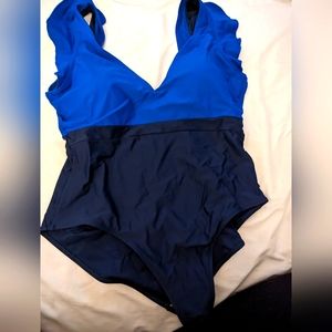 Women's swim_ Summersalt
